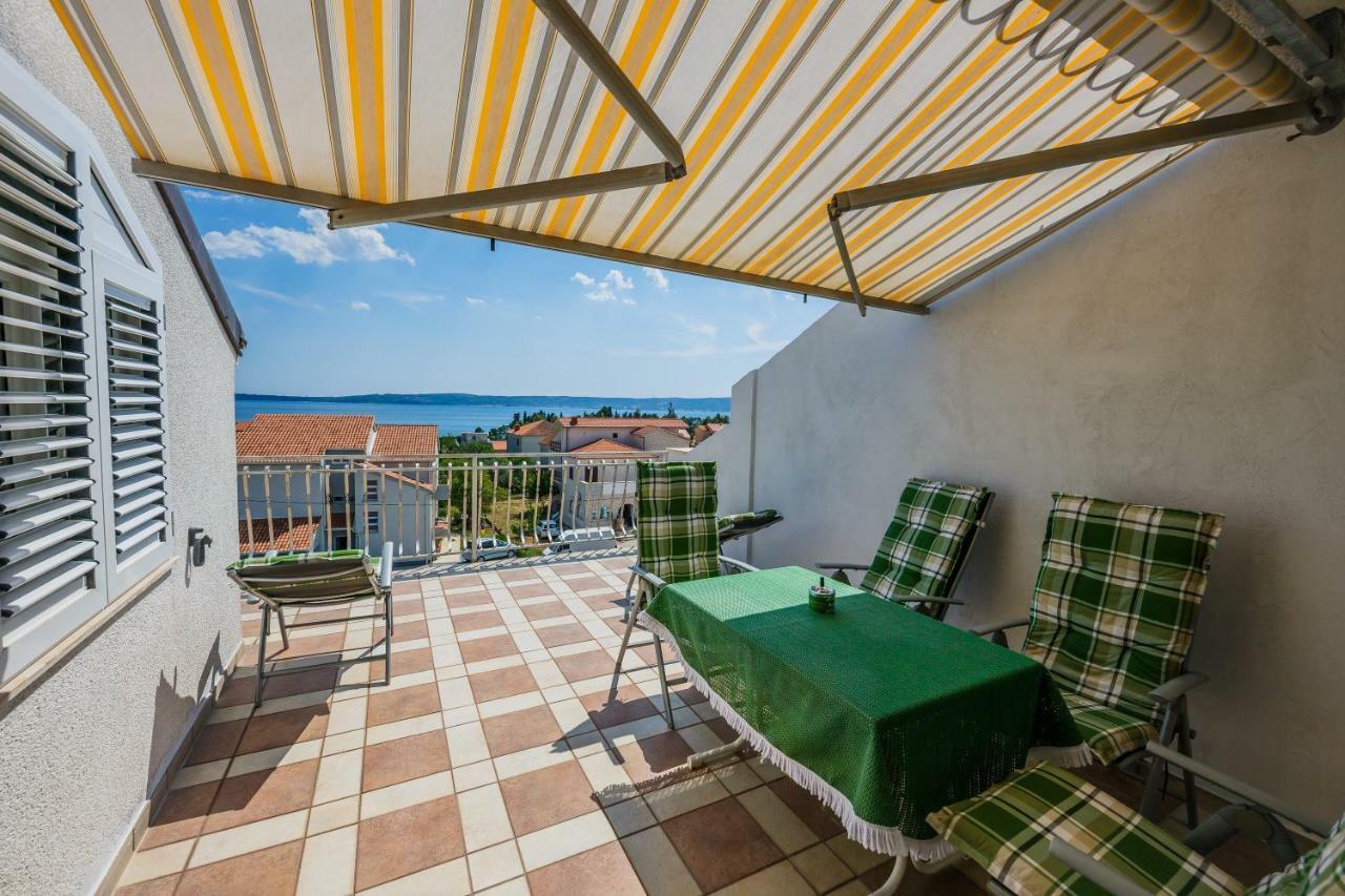 Apartman Lucija Kastela Luaran gambar