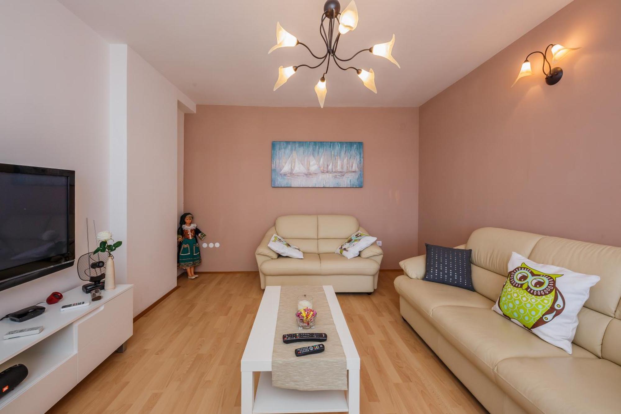 Apartman Lucija Kastela Luaran gambar