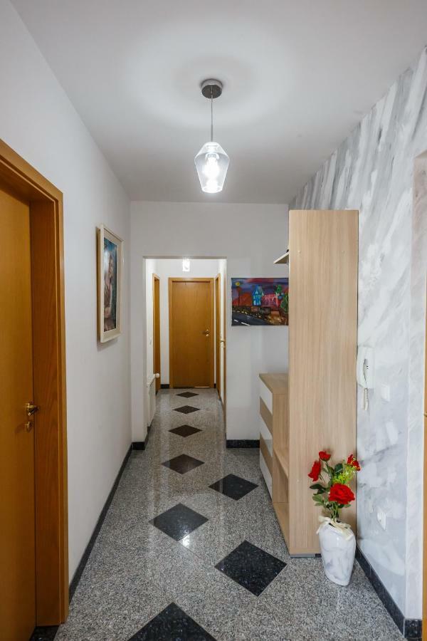 Apartman Lucija Kastela Luaran gambar