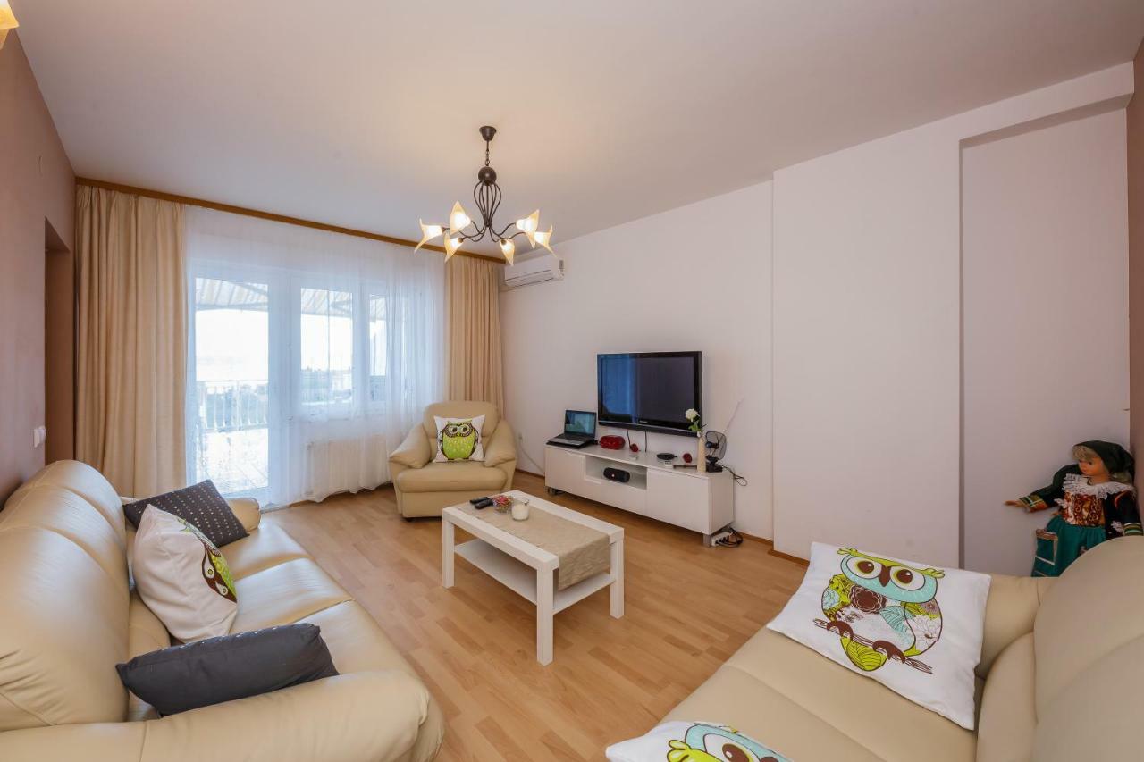 Apartman Lucija Kastela Luaran gambar